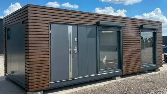 Global Containers